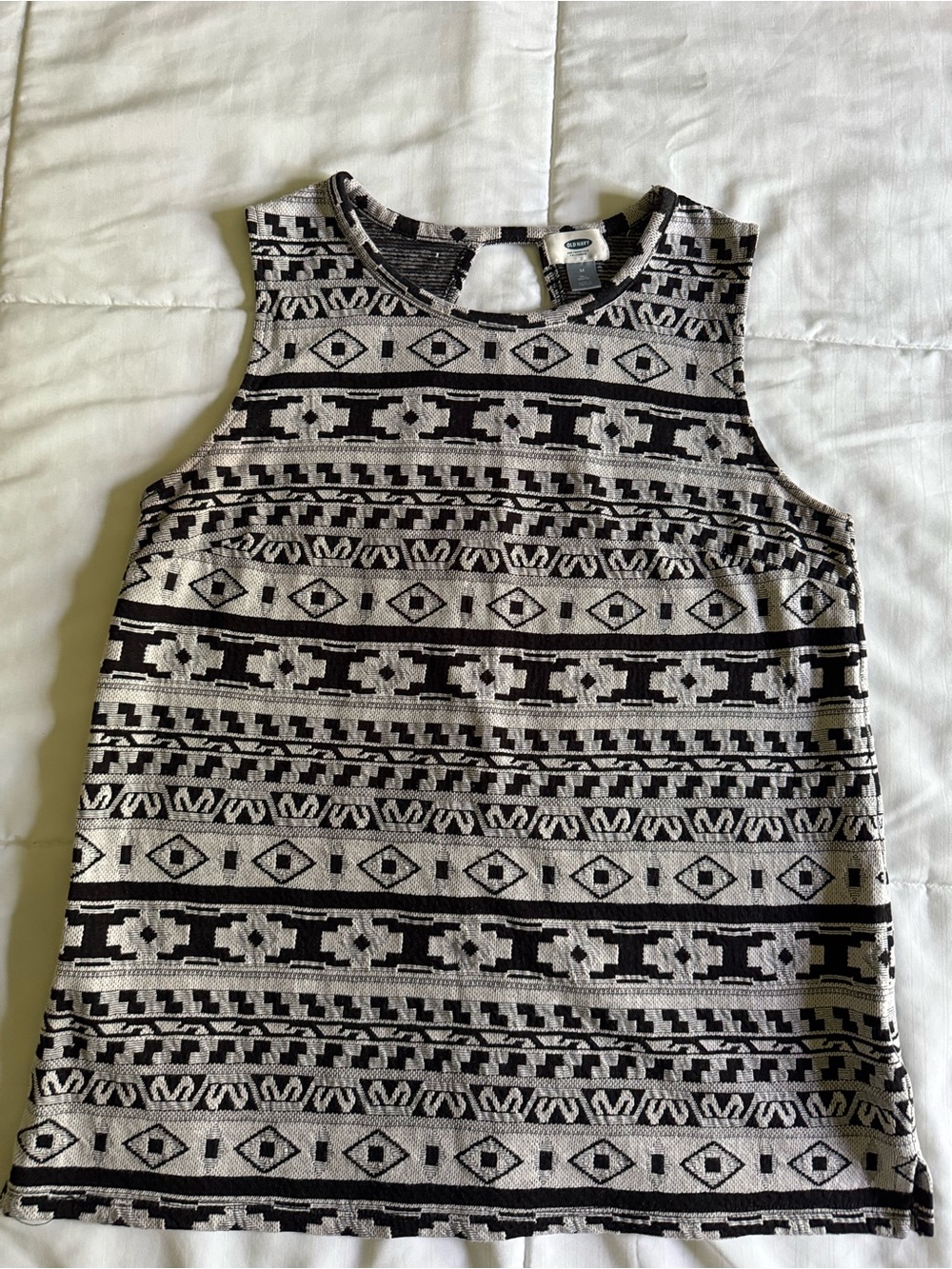 Old Navy Black and White Sleeveless Aztec Knit Tunic Sz M